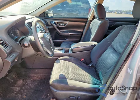 2016 Nissan Altima 2.5 z USA, uszkodzony, nr VIN 1N4AL3AP9GN317089